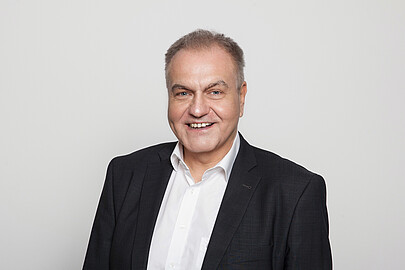 Profilfoto Prof. Dr. Detlef Schmiechen-Ackermann